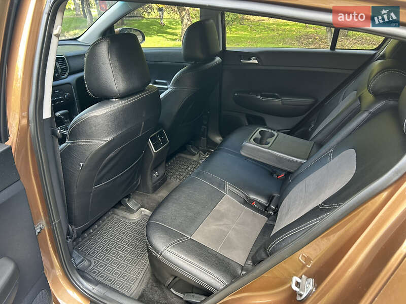 Позашляховик / Кросовер Kia Sportage 2016 в Одесі фото 10 Позашляховик / Кросовер Kia Sportage 2016 в Одесі