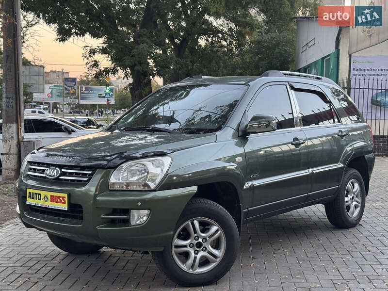Позашляховик / Кросовер Kia Sportage 2005 в Миколаєві