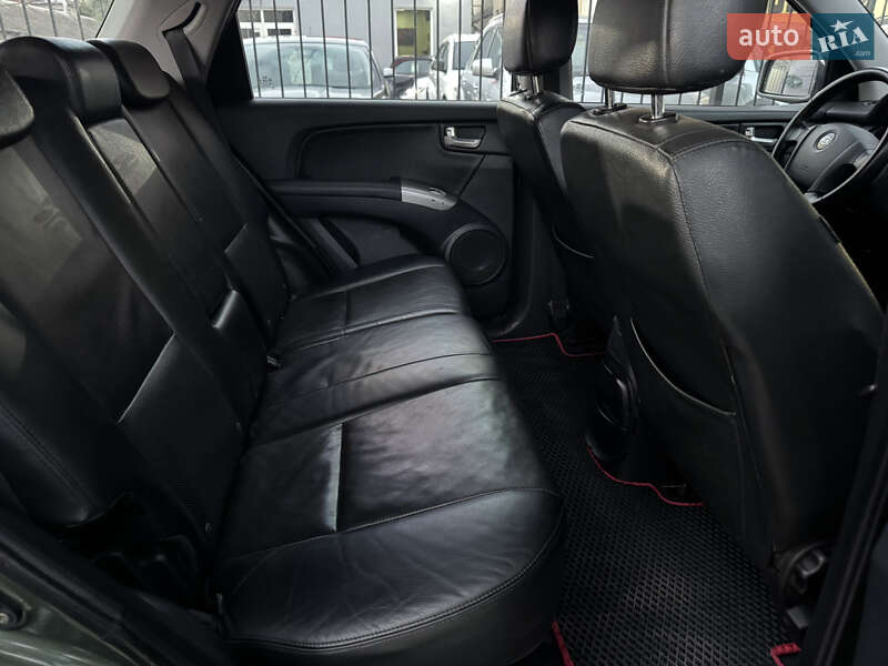 Позашляховик / Кросовер Kia Sportage 2005 в Миколаєві