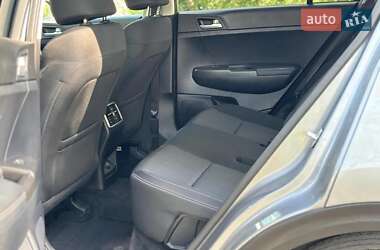 Позашляховик / Кросовер Kia Sportage 2021 в 