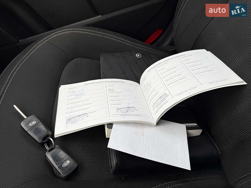 Позашляховик / Кросовер Kia Sportage 2012 в Радивиліві фото 34 Позашляховик / Кросовер Kia Sportage 2012 в Радивиліві