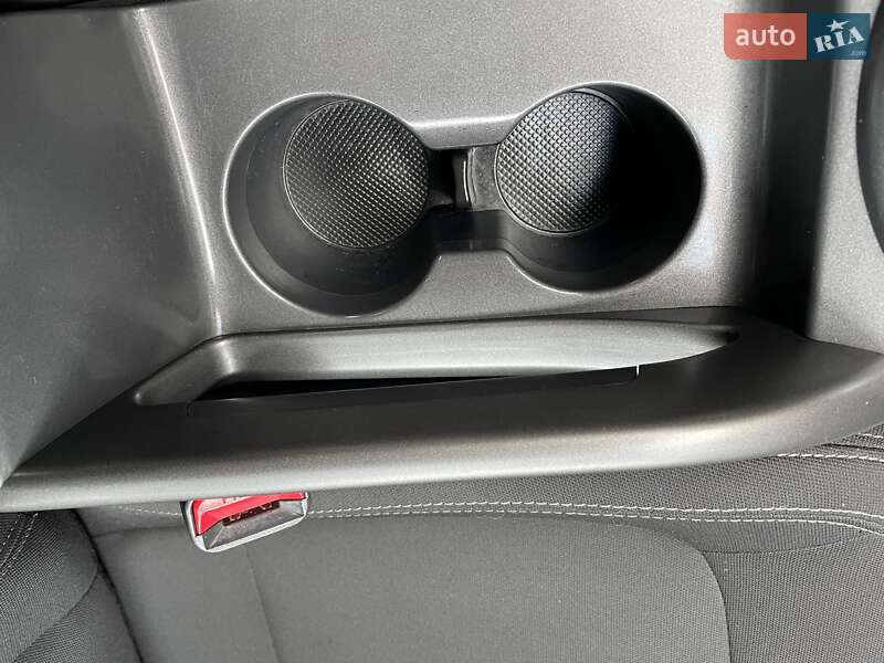 Позашляховик / Кросовер Kia Sportage 2012 в Ковелі