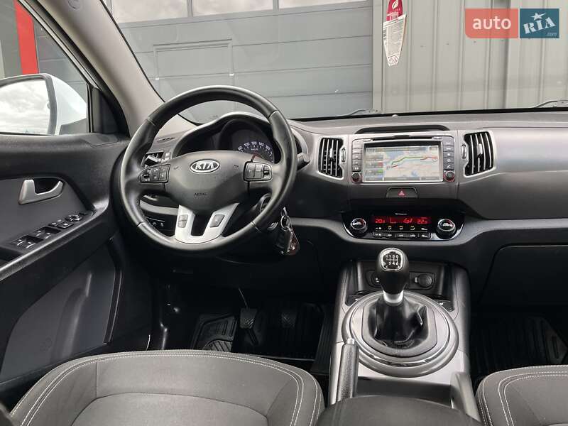 Позашляховик / Кросовер Kia Sportage 2012 в Ковелі