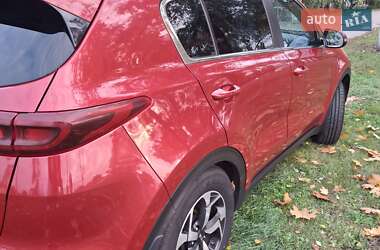 Позашляховик / Кросовер Kia Sportage 2018 в 