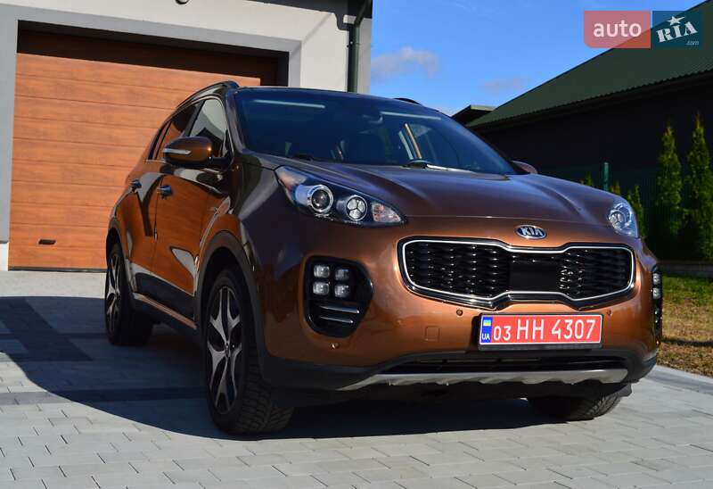 Позашляховик / Кросовер Kia Sportage 2017 в Львові