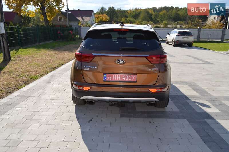 Позашляховик / Кросовер Kia Sportage 2017 в Львові