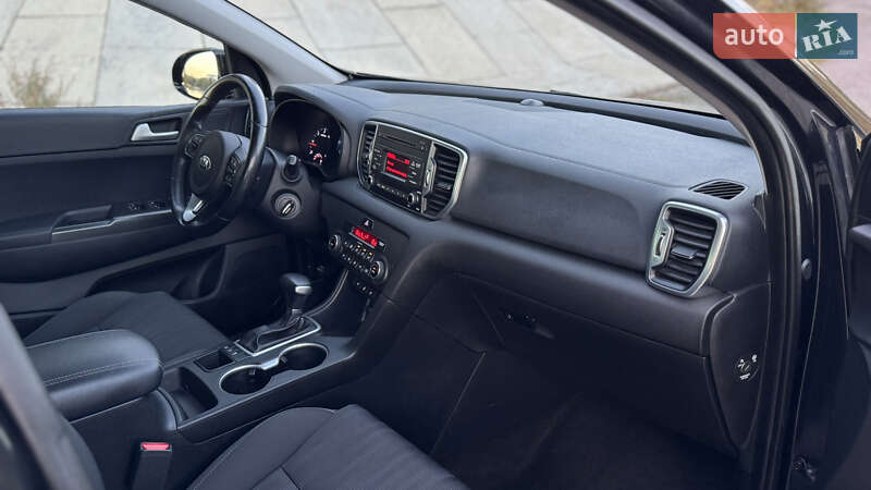 Внедорожник / Кроссовер Kia Sportage 2017 в Виннице фото 44 Внедорожник / Кроссовер Kia Sportage 2017 в Виннице