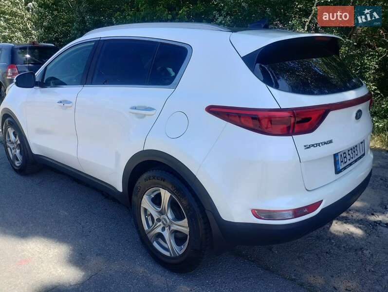 Позашляховик / Кросовер Kia Sportage 2016 в Києві фото 3 Позашляховик / Кросовер Kia Sportage 2016 в Києві