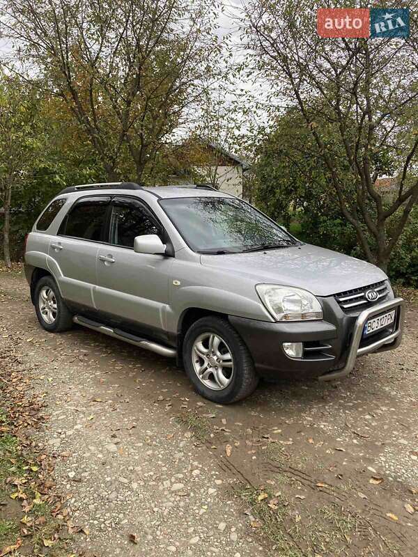Внедорожник / Кроссовер Kia Sportage 2004 в Косове фото 7 Внедорожник / Кроссовер Kia Sportage 2004 в Косове