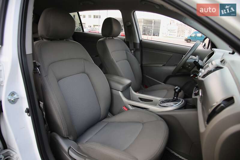 Внедорожник / Кроссовер Kia Sportage 2014 в Харькове