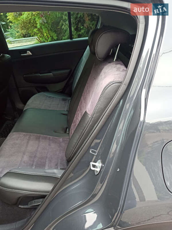 Внедорожник / Кроссовер Kia Sportage 2021 в Киеве