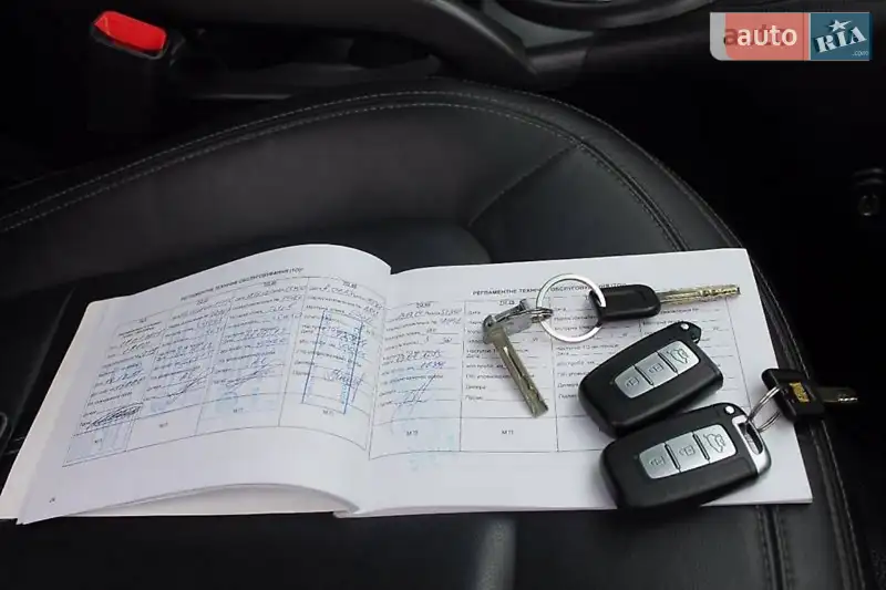 Внедорожник / Кроссовер Kia Sportage 2010 в Харькове документ