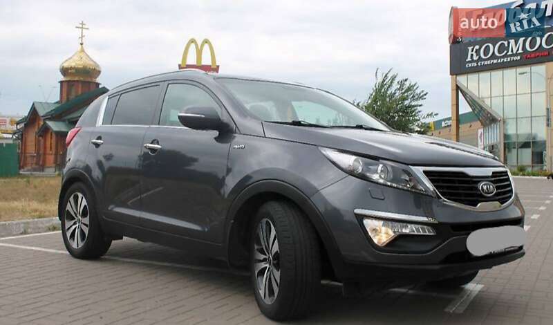 Внедорожник / Кроссовер Kia Sportage 2010 в Харькове