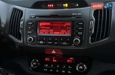 Позашляховик / Кросовер Kia Sportage 2010 в 