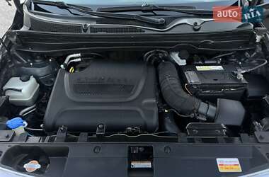 Позашляховик / Кросовер Kia Sportage 2010 в 