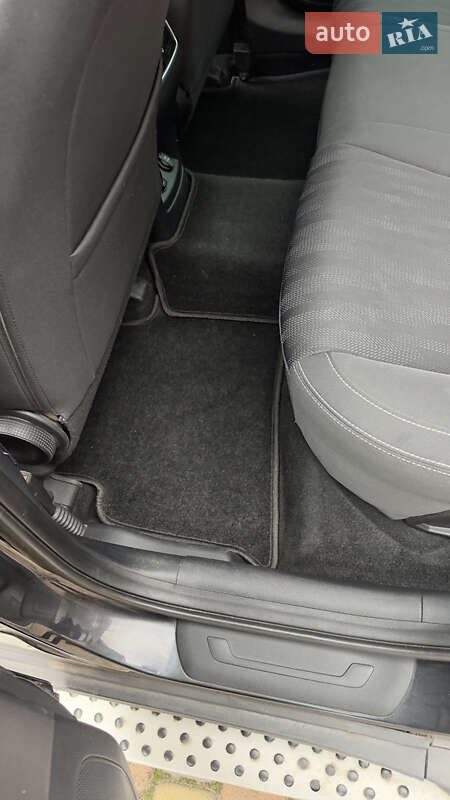 Позашляховик / Кросовер Kia Sportage 2016 в Луцьку