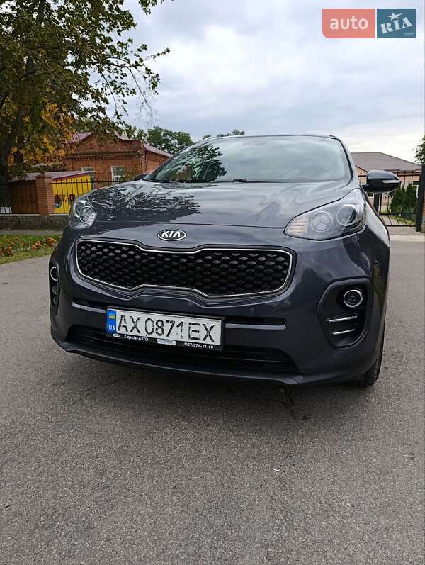 Внедорожник / Кроссовер Kia Sportage 2017 в Краснограде фото 7 Внедорожник / Кроссовер Kia Sportage 2017 в Краснограде