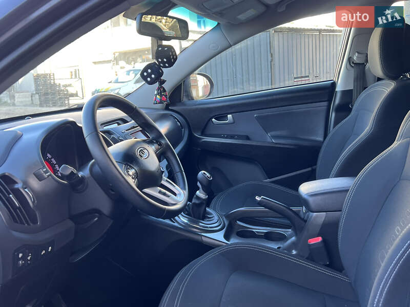 Позашляховик / Кросовер Kia Sportage 2010 в Тернополі фото 38 Позашляховик / Кросовер Kia Sportage 2010 в Тернополі