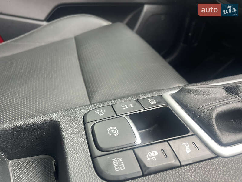 Внедорожник / Кроссовер Kia Sportage 2015 в Дрогобыче фото 37 Внедорожник / Кроссовер Kia Sportage 2015 в Дрогобыче