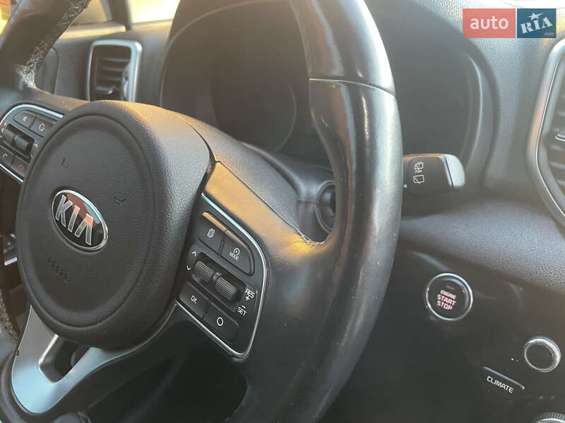 Внедорожник / Кроссовер Kia Sportage 2015 в Дрогобыче фото 72 Внедорожник / Кроссовер Kia Sportage 2015 в Дрогобыче