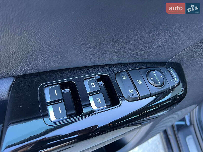 Внедорожник / Кроссовер Kia Sportage 2021 в Львове