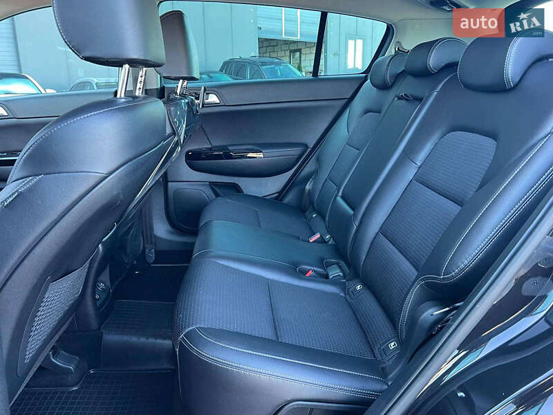 Внедорожник / Кроссовер Kia Sportage 2021 в Львове