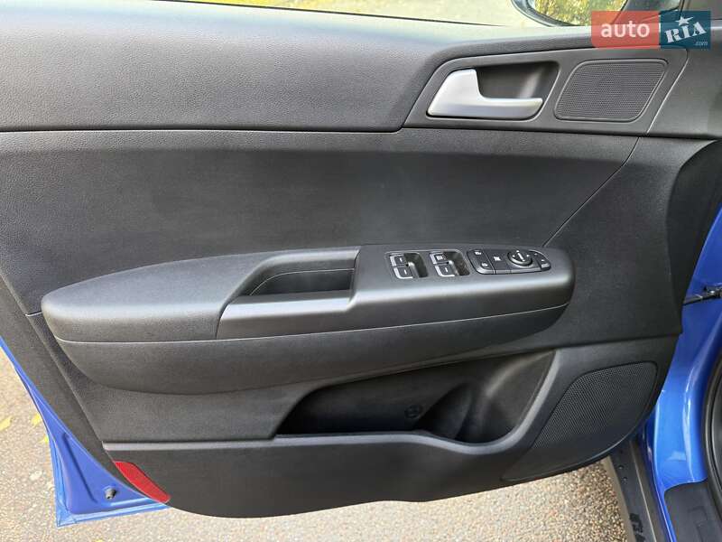 Внедорожник / Кроссовер Kia Sportage 2020 в Киеве