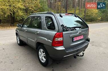 Позашляховик / Кросовер Kia Sportage 2006 в 