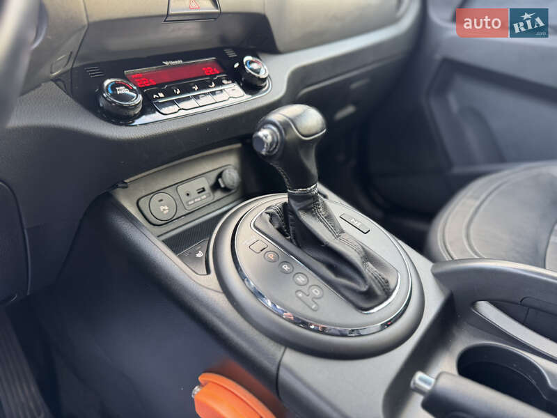 Внедорожник / Кроссовер Kia Sportage 2012 в Сарнах фото 40 Внедорожник / Кроссовер Kia Sportage 2012 в Сарнах