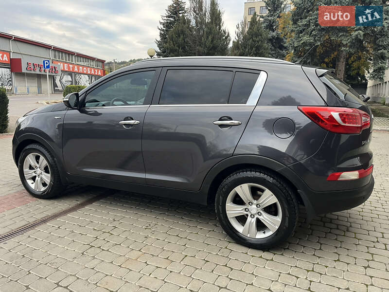 Внедорожник / Кроссовер Kia Sportage 2013 в Могилев-Подольске фото 26 Внедорожник / Кроссовер Kia Sportage 2013 в Могилев-Подольске