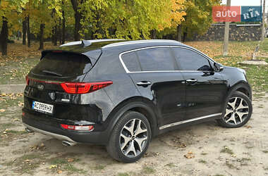 Позашляховик / Кросовер Kia Sportage 2015 в Луцьку