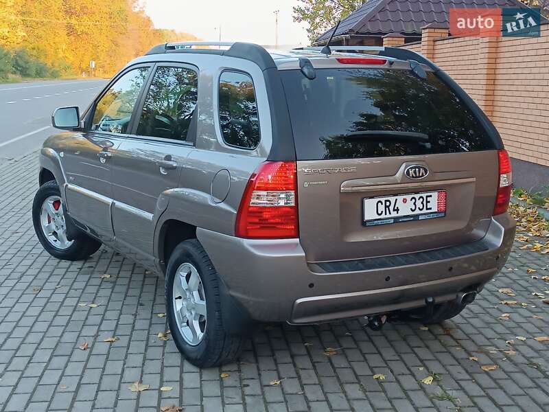 Внедорожник / Кроссовер Kia Sportage 2008 в Красилове