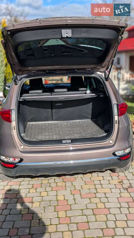 Внедорожник / Кроссовер Kia Sportage 2019 в Золочеве фото 14 Внедорожник / Кроссовер Kia Sportage 2019 в Золочеве
