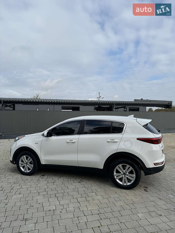 Позашляховик / Кросовер Kia Sportage 2016 в Львові фото 3 Позашляховик / Кросовер Kia Sportage 2016 в Львові