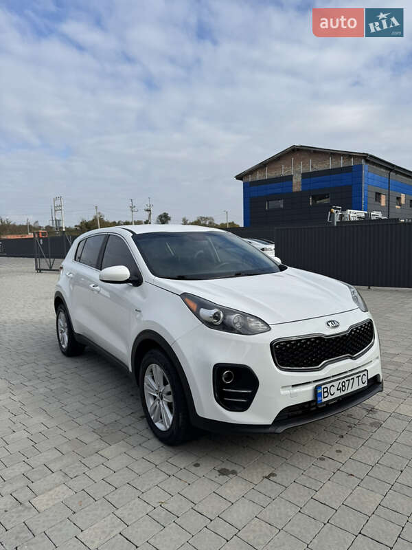 Позашляховик / Кросовер Kia Sportage 2016 в Львові фото 13 Позашляховик / Кросовер Kia Sportage 2016 в Львові