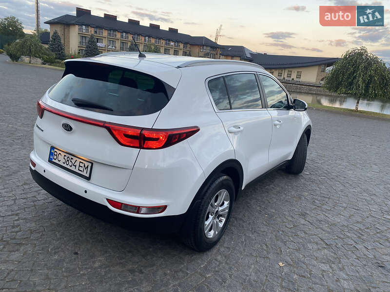 Позашляховик / Кросовер Kia Sportage 2016 в Львові фото 19 Позашляховик / Кросовер Kia Sportage 2016 в Львові