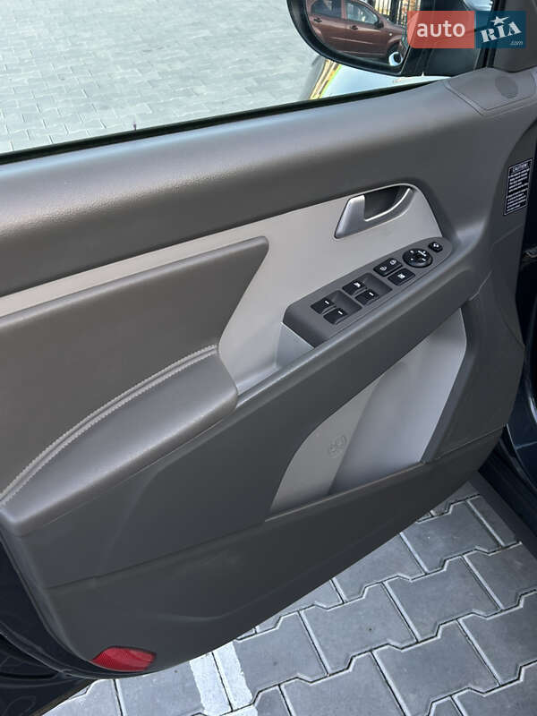 Позашляховик / Кросовер Kia Sportage 2012 в Вознесенську фото 17 Позашляховик / Кросовер Kia Sportage 2012 в Вознесенську