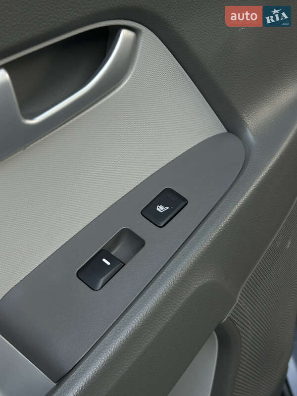 Позашляховик / Кросовер Kia Sportage 2012 в Вознесенську фото 30 Позашляховик / Кросовер Kia Sportage 2012 в Вознесенську