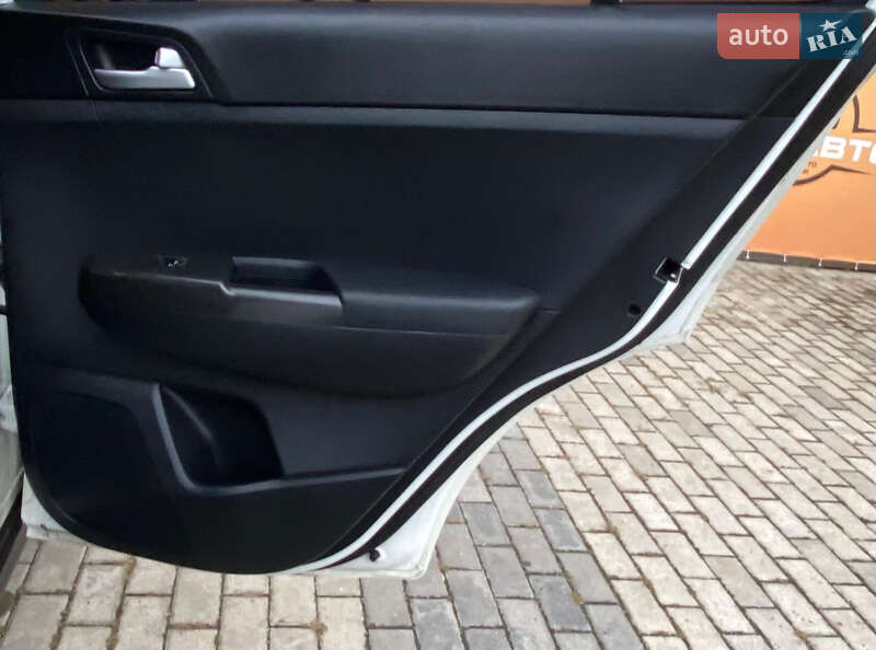 Внедорожник / Кроссовер Kia Sportage 2019 в Ровно фото 27 Внедорожник / Кроссовер Kia Sportage 2019 в Ровно
