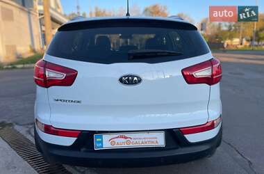 Внедорожник / Кроссовер Kia Sportage 2012 в 