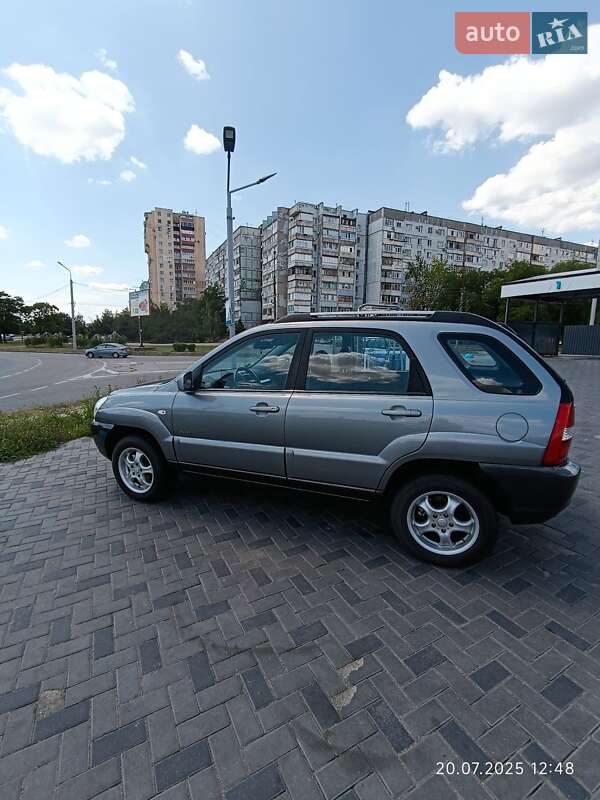 Внедорожник / Кроссовер Kia Sportage 2007 в Запорожье