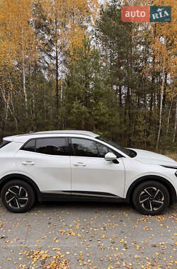 Внедорожник / Кроссовер Kia Sportage 2023 в 