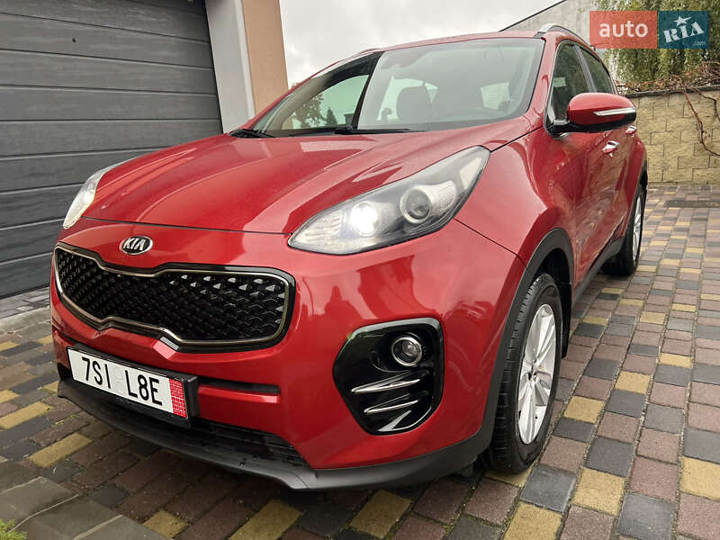 Внедорожник / Кроссовер Kia Sportage 2016 в Львове