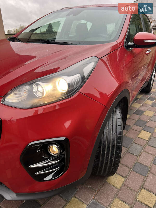 Внедорожник / Кроссовер Kia Sportage 2016 в Львове