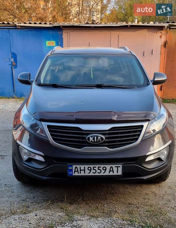 Позашляховик / Кросовер Kia Sportage 2012 в Харкові