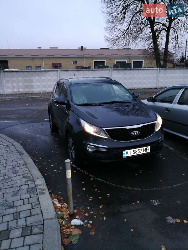 Внедорожник / Кроссовер Kia Sportage 2015 в Киеве