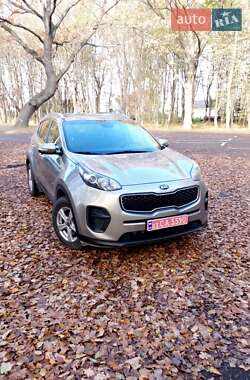 Внедорожник / Кроссовер Kia Sportage 2016 в Львове