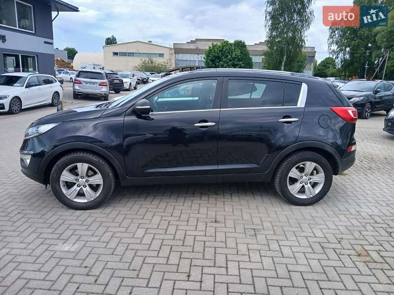 Позашляховик / Кросовер Kia Sportage 2011 в Тернополі
