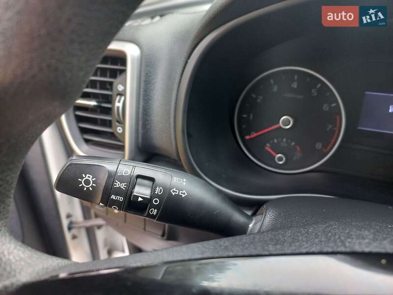 Внедорожник / Кроссовер Kia Sportage 2019 в Киеве