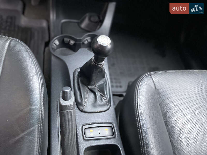 Внедорожник / Кроссовер Kia Sportage 2007 в Киеве фото 19 Внедорожник / Кроссовер Kia Sportage 2007 в Киеве